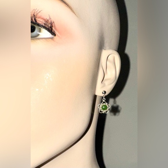 GENUINE Jade & Sterling Dangle Earrings Vintage - Picture 3 of 10